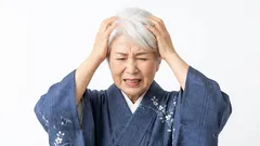 60代になると頭皮がかゆくなるのはなぜ？シャンプーを無駄に試さずにどう対処すべきか