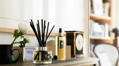 ドアを開けて心地よさを実感：空間を正しく香らせる方法