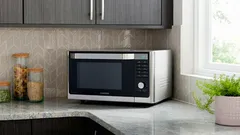 電子レンジは本当に危険？迷信抜きでわかりやすく解説