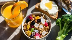 健康そうに見えるが、実は食欲と疲労を静かに増大させる5つの食品